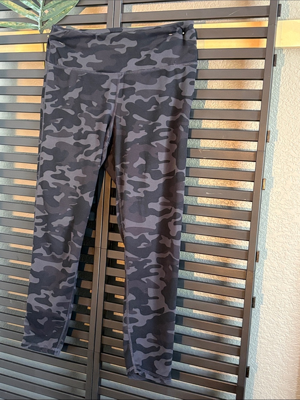 Danskin Women’s Black Camo High-Waist Leggings